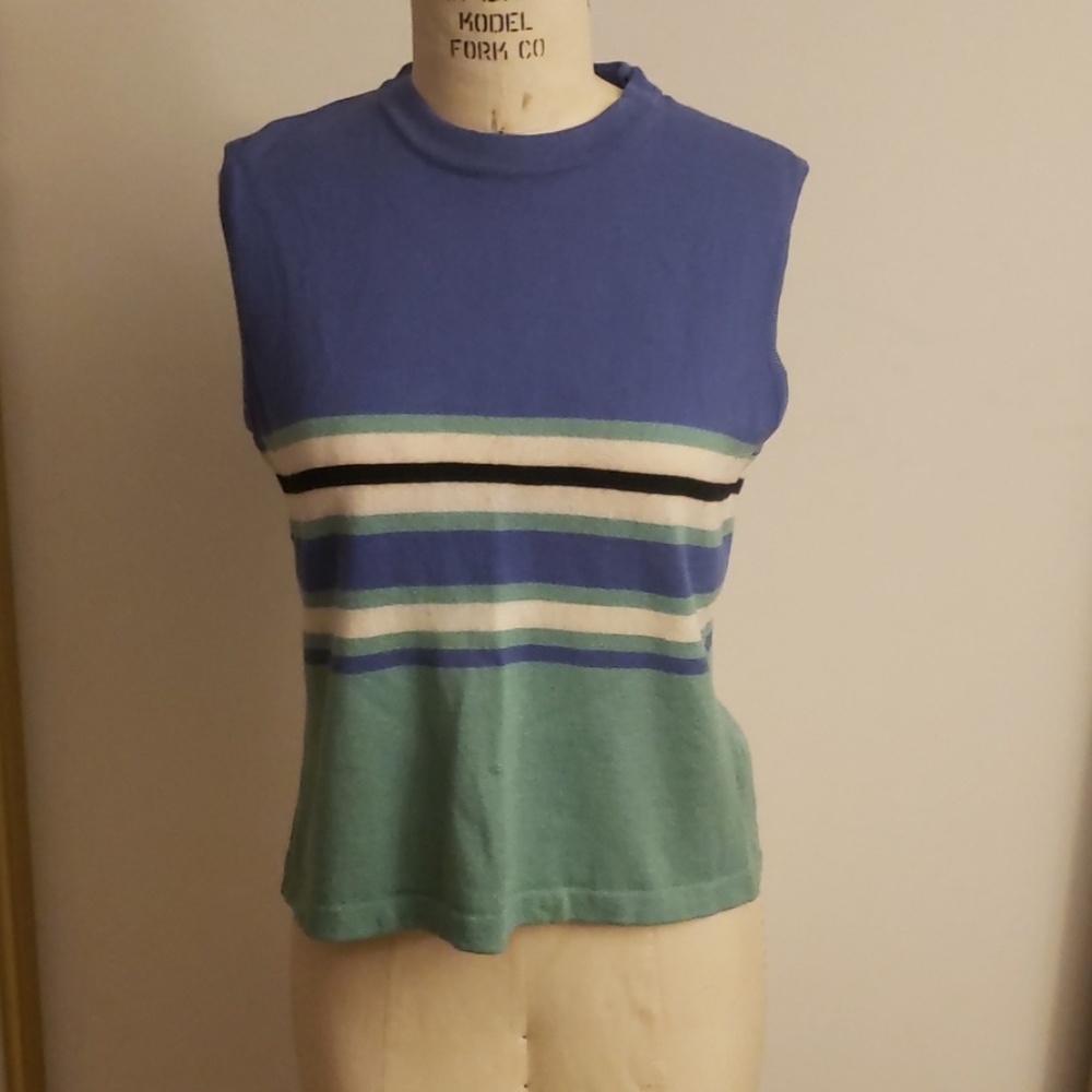 St. John sweater tank